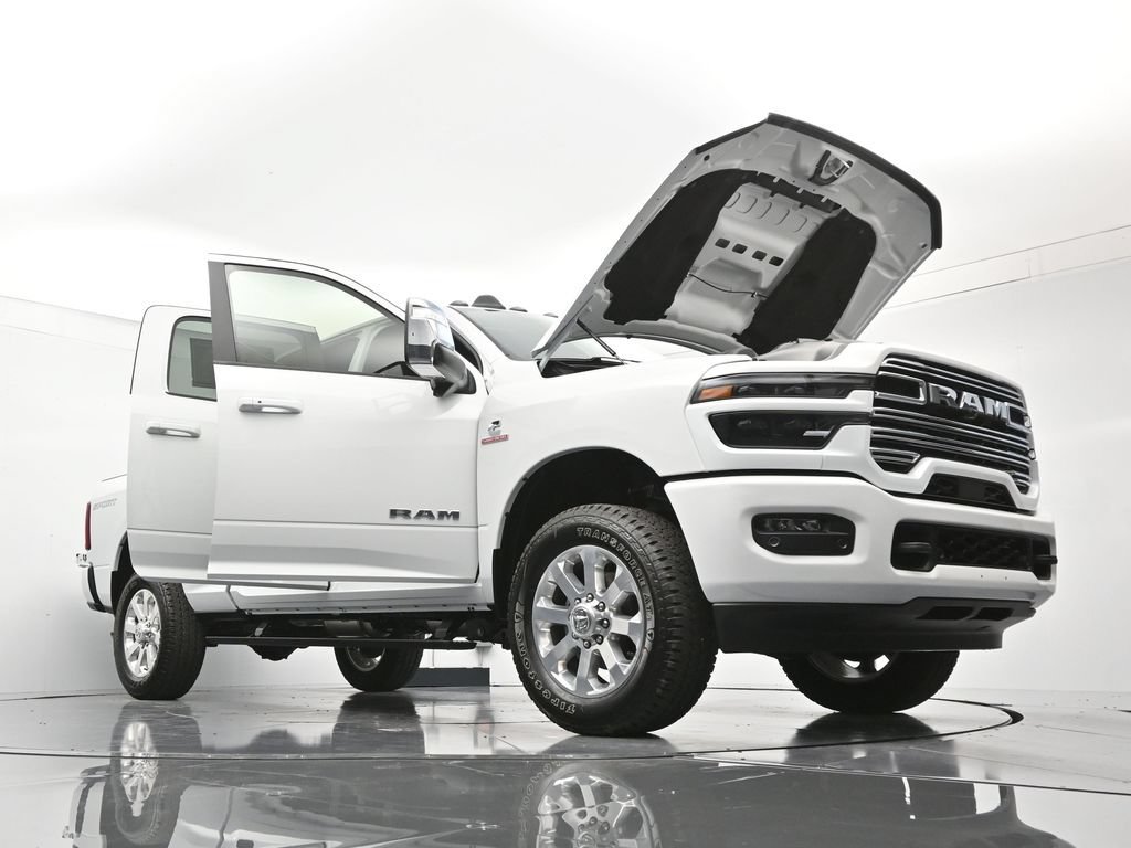 New 2026 RAM 2500 Laramie AWD/4WD image 51