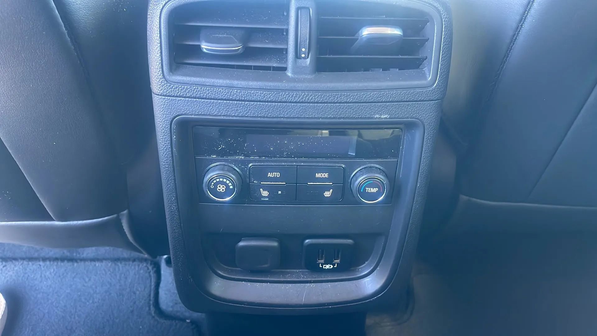 Used 2017 Buick Envision Essence w/ LPO, Cargo Package image 21