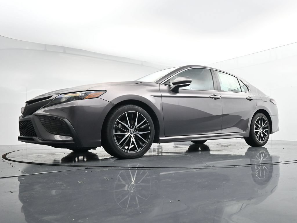 Used 2024 Toyota Camry SE FWD image 35
