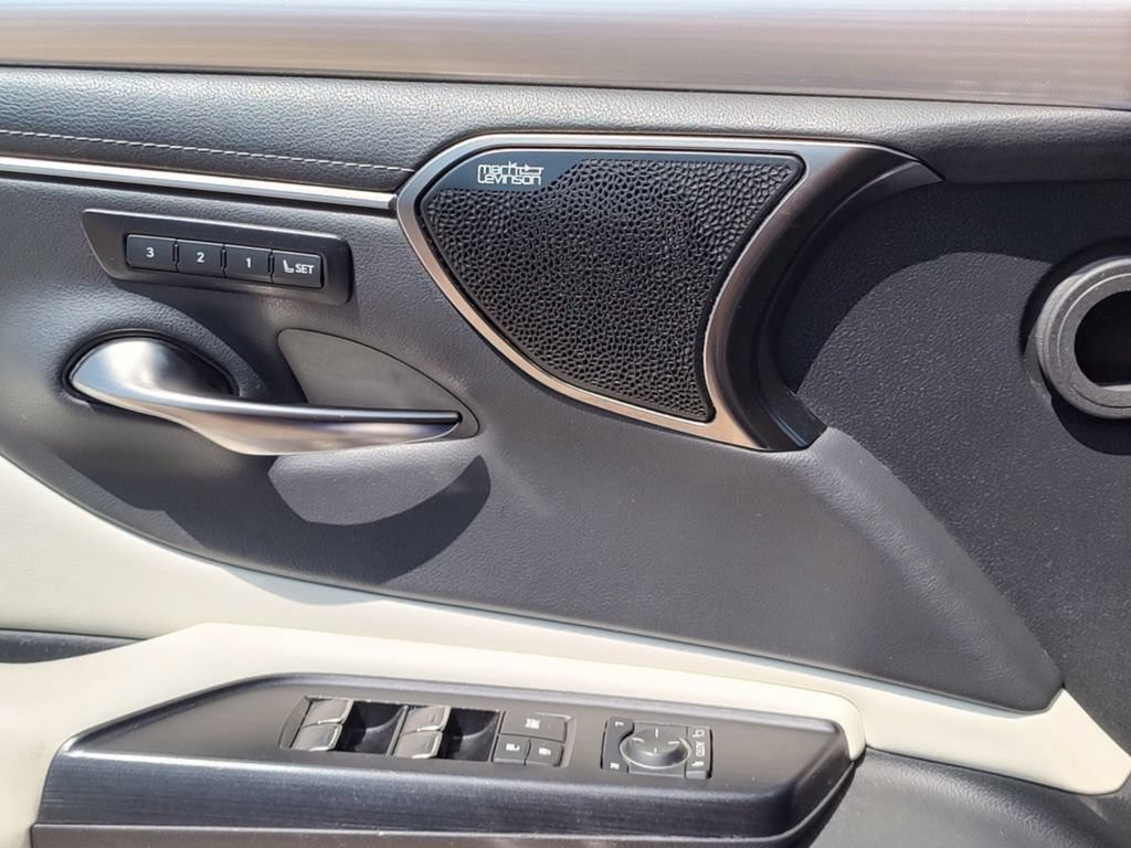 Used 2021 Lexus ES 350 F Sport w/ Special Edition FWD image 26