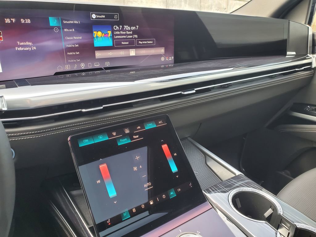 Certified 2025 Cadillac Escalade Sport image 31