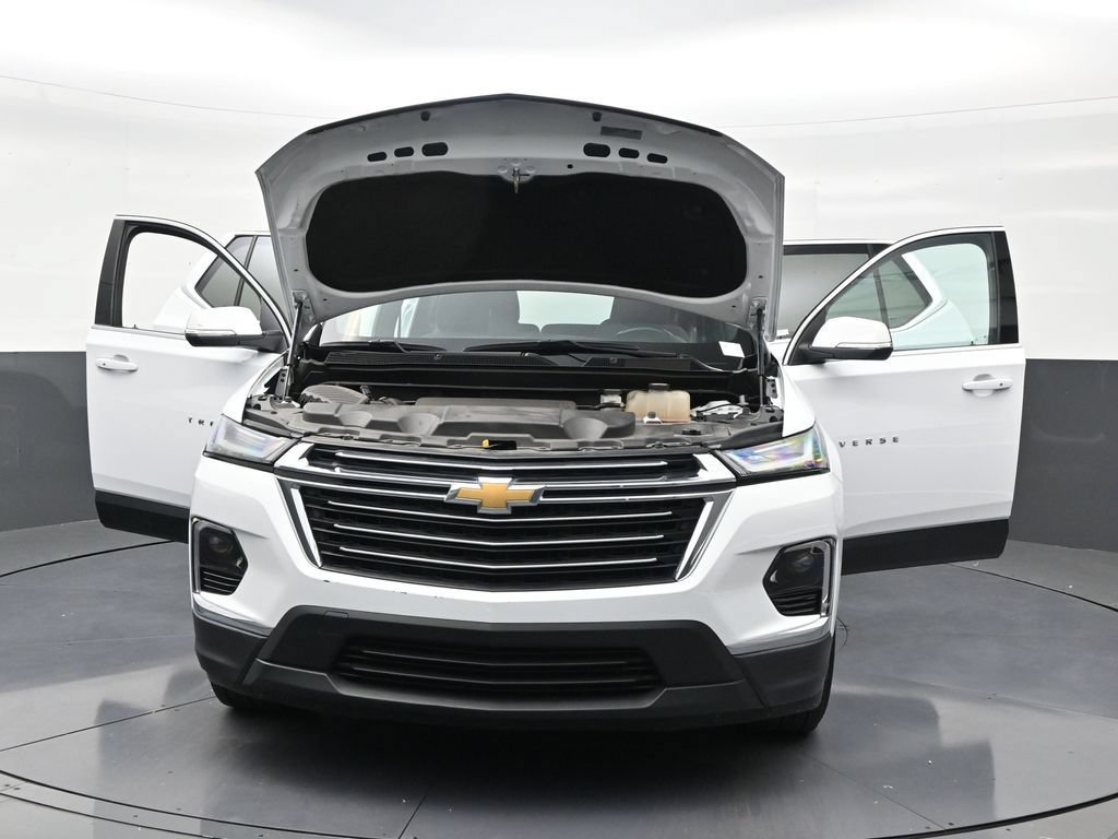 Used 2023 Chevrolet Traverse LT FWD image 30