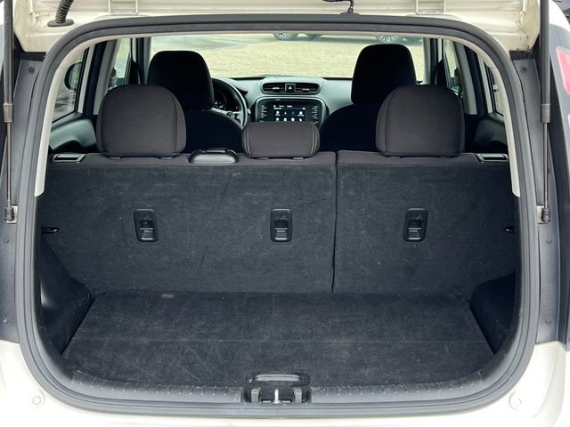 Used 2018 Kia Soul w/ Convenience Package image 31