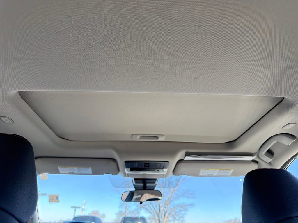 Used 2024 Nissan Altima 2.0 SR image 25