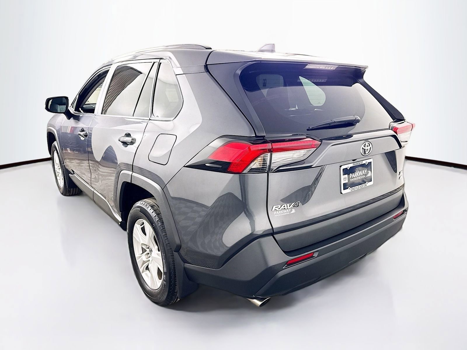 Certified 2021 Toyota RAV4 XLE w/ Convenience Package image 5