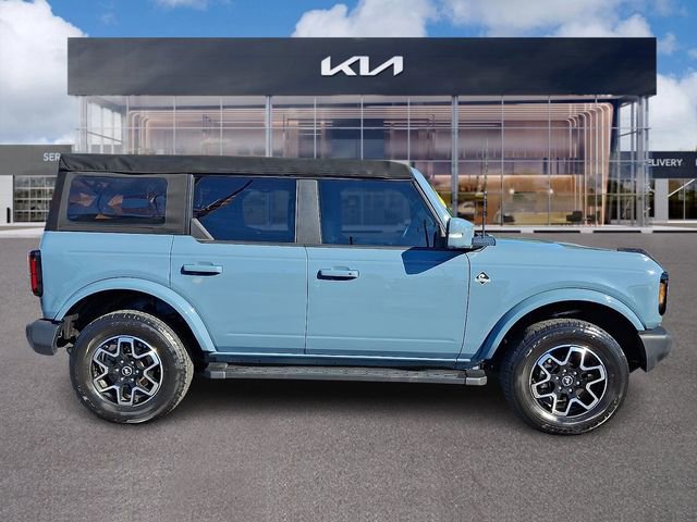 Used 2022 Ford Bronco Outer Banks AWD/4WD image 7