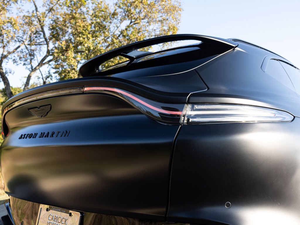 Used 2021 Aston Martin DBX AWD/4WD image 55