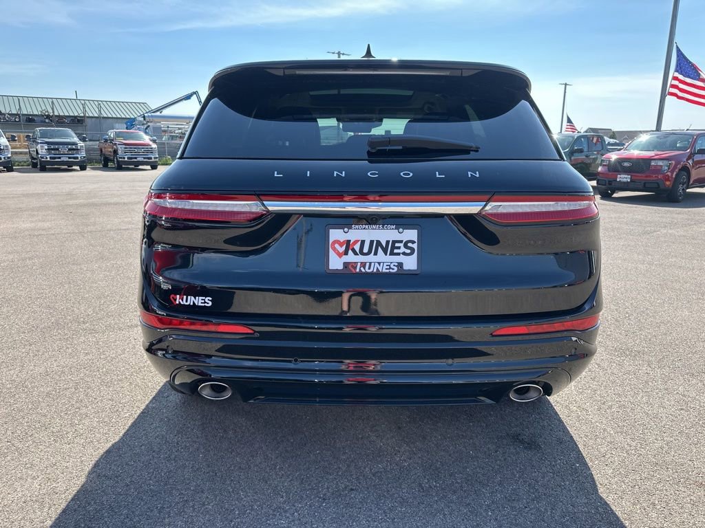 Used 2024 Lincoln Corsair AWD w/ Equipment Group 101A image 14