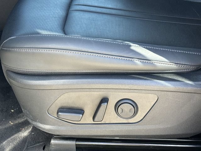 Certified 2025 Kia Sorento S w/ Panoramic Sunroof Package AWD/4WD image 15