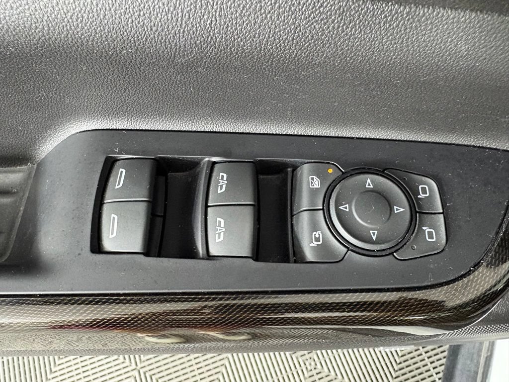 Used 2022 GMC Acadia AT4 w/ Preferred Package AWD/4WD image 18