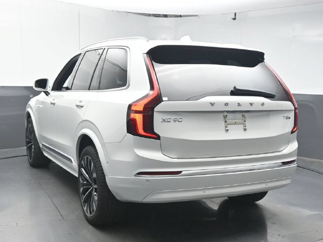 Used 2026 Volvo XC90 T8 Plus w/ Protection Package Premier AWD/4WD image 6