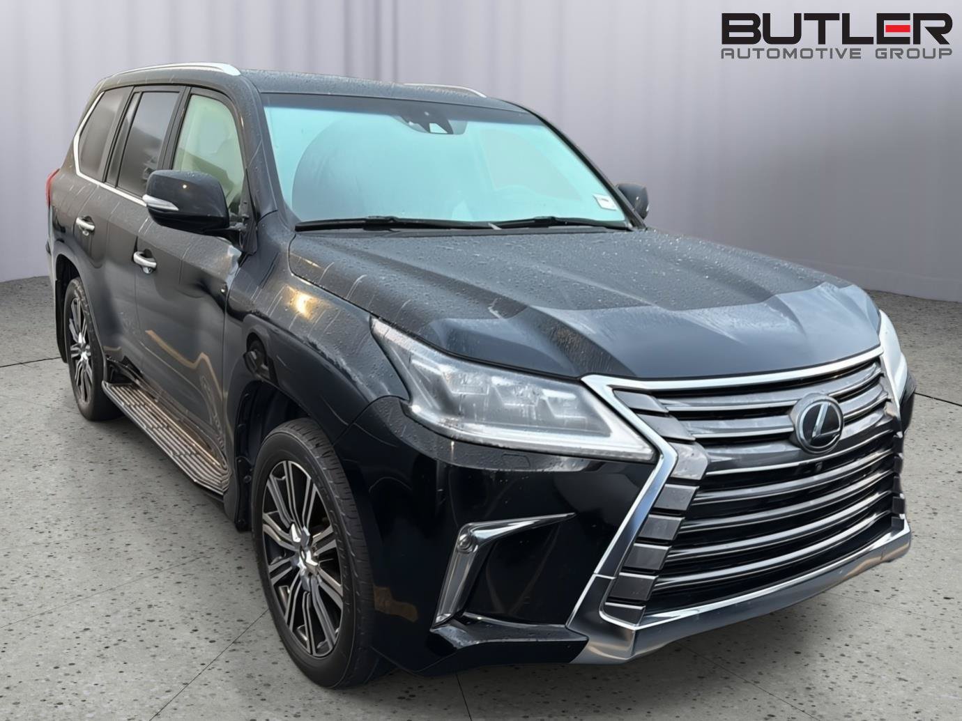 Used 2018 Lexus LX 570 4WD w/ Luxury Package image 6