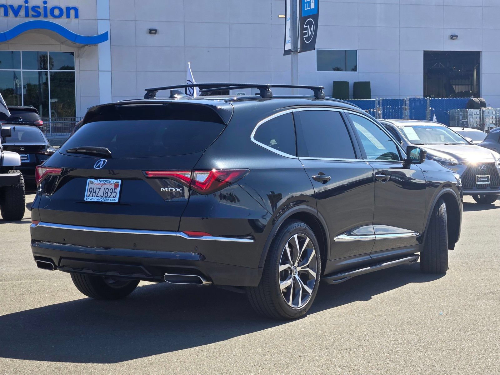 Used 2023 Acura MDX w/ Technology Package FWD image 7