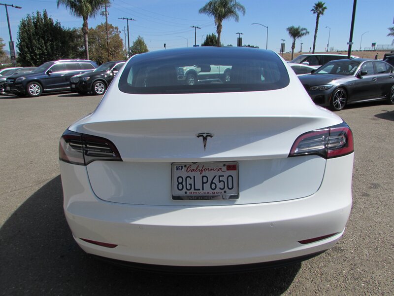 Used 2018 Tesla Model 3 Long Range AWD/4WD image 7