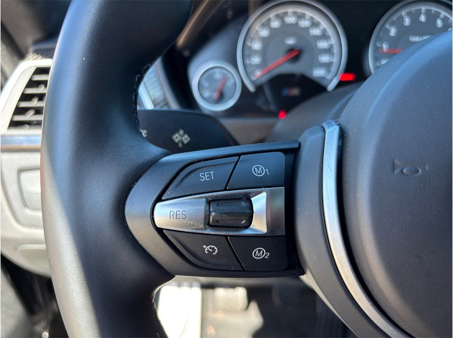 Used 2018 BMW M4 Coupe image 25