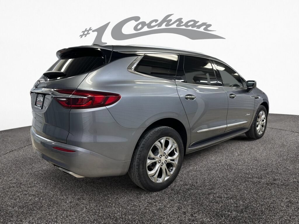 Used 2020 Buick Enclave Avenir w/ Avenir Technology Package AWD/4WD image 32
