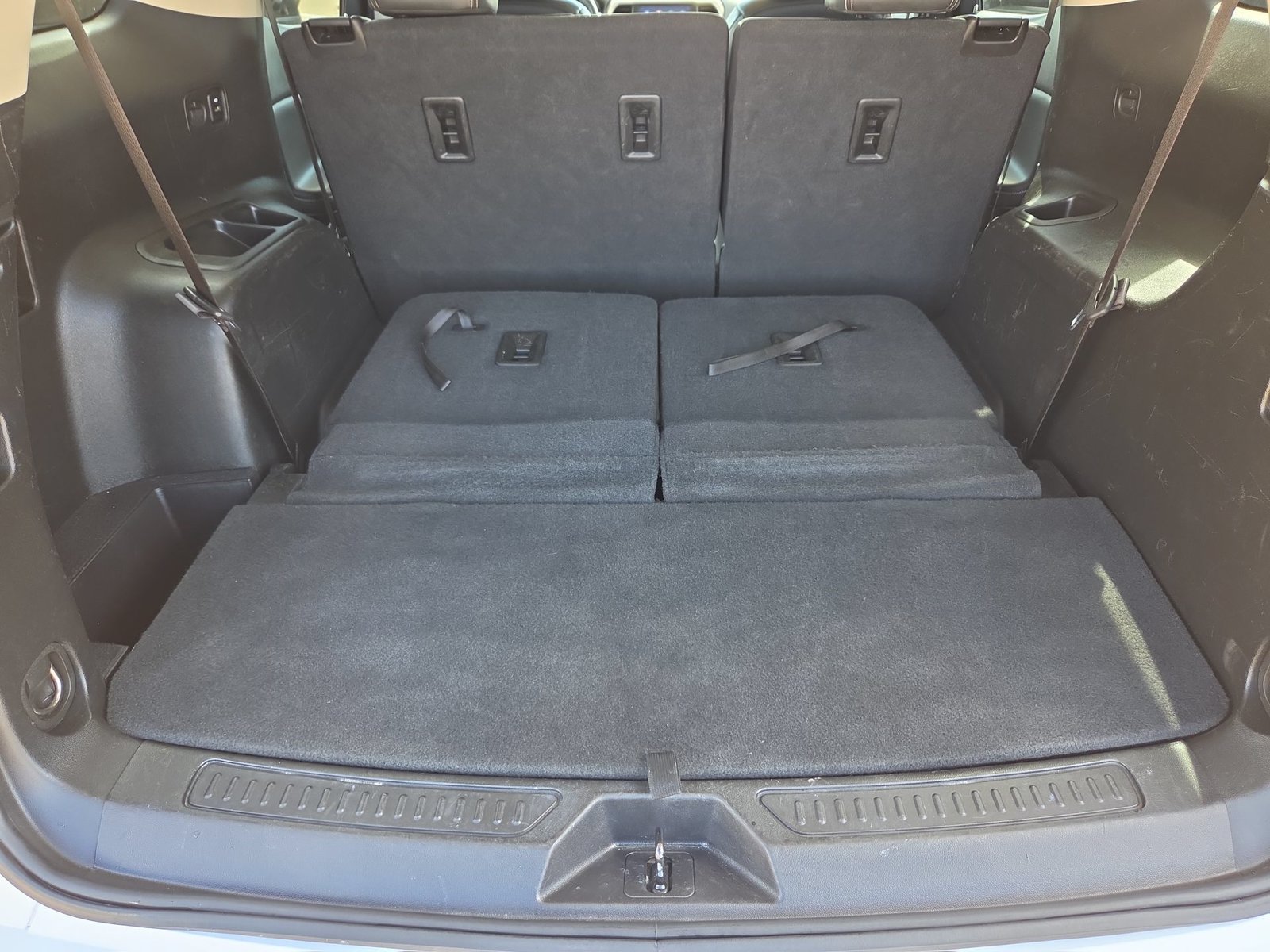 Used 2023 GMC Acadia Denali FWD image 25