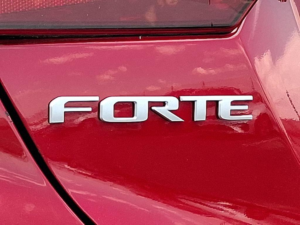 Certified 2024 Kia Forte LXS FWD image 29