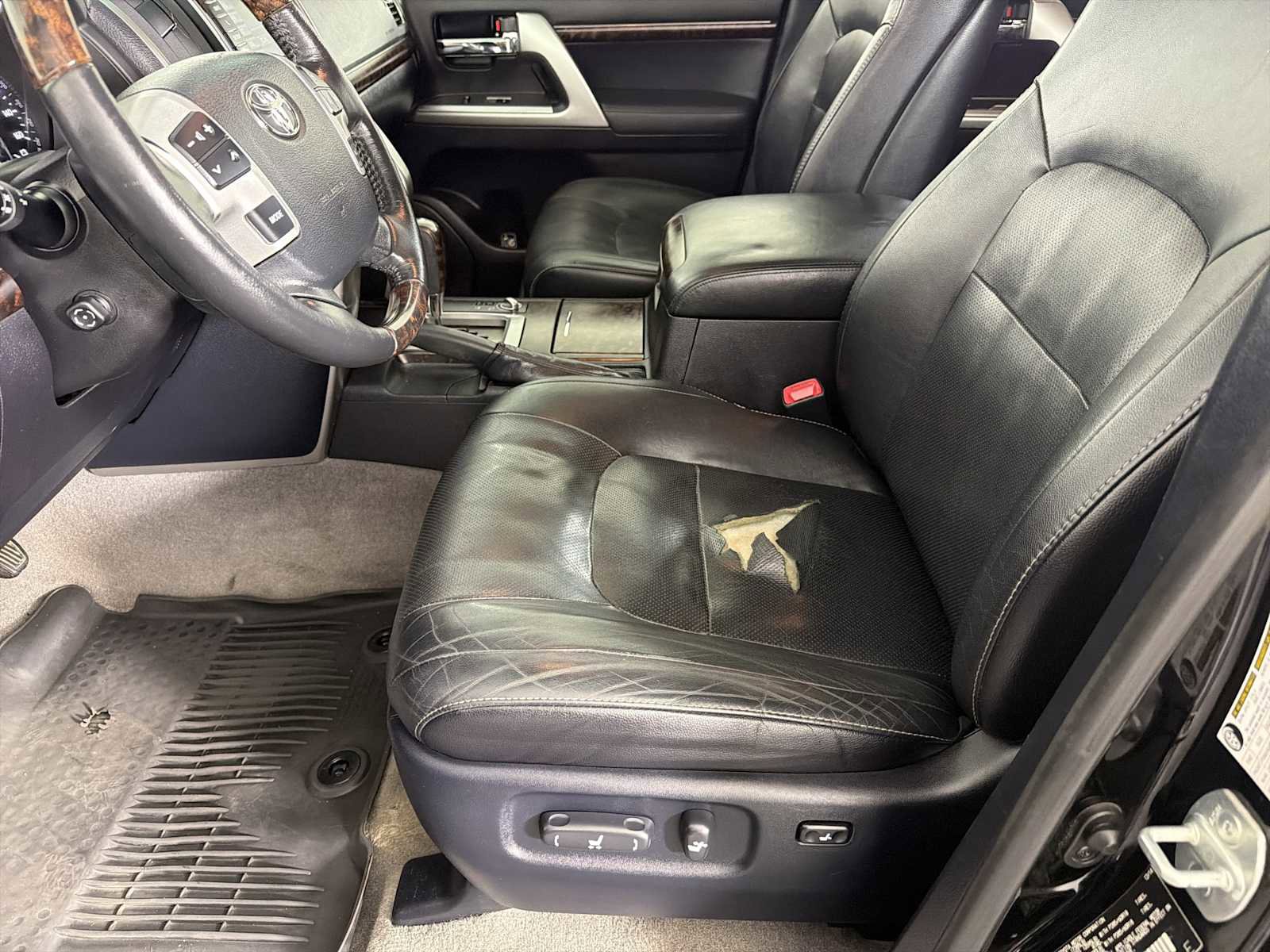 Used 2015 Toyota Land Cruiser AWD/4WD image 6