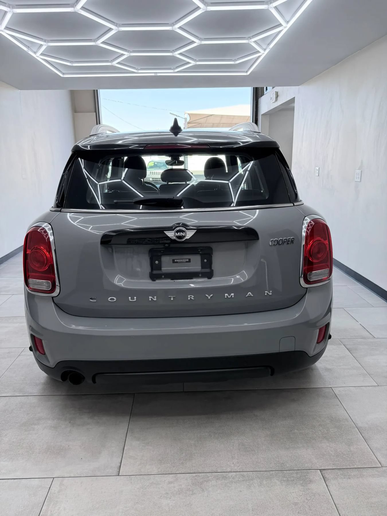 Used 2018 MINI Cooper Countryman FWD image 4