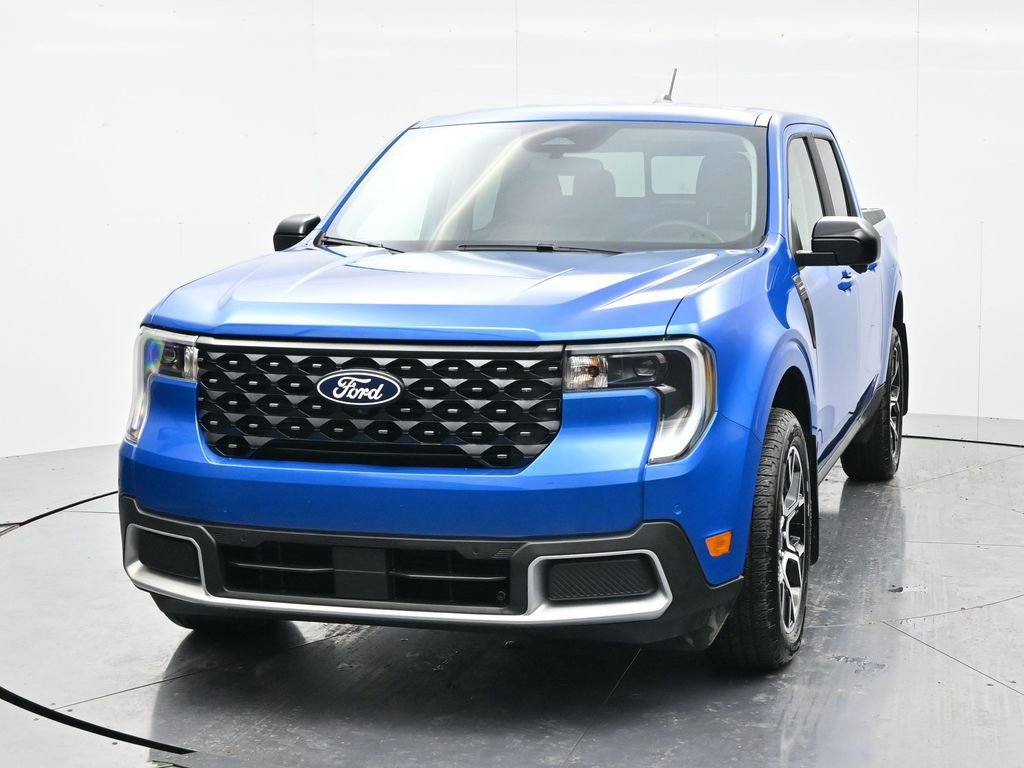 Used 2025 Ford Maverick Lariat AWD/4WD image 2