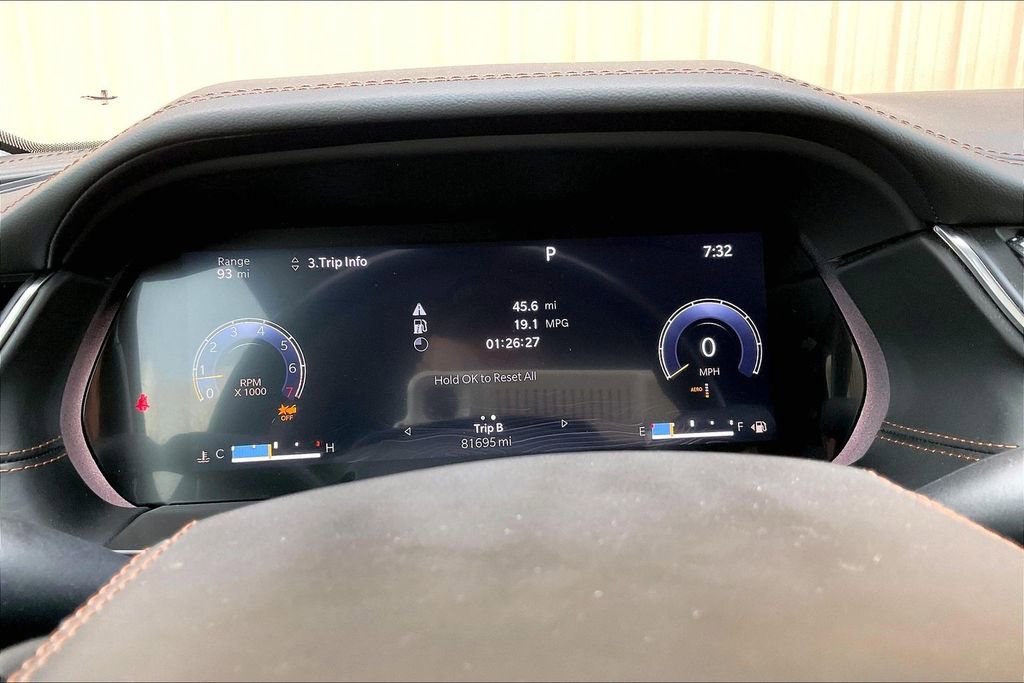 Used 2021 Jeep Grand Cherokee L Summit w/ Luxury Tech Group V image 20