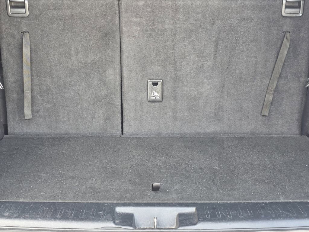 Used 2024 Toyota Highlander LE image 23