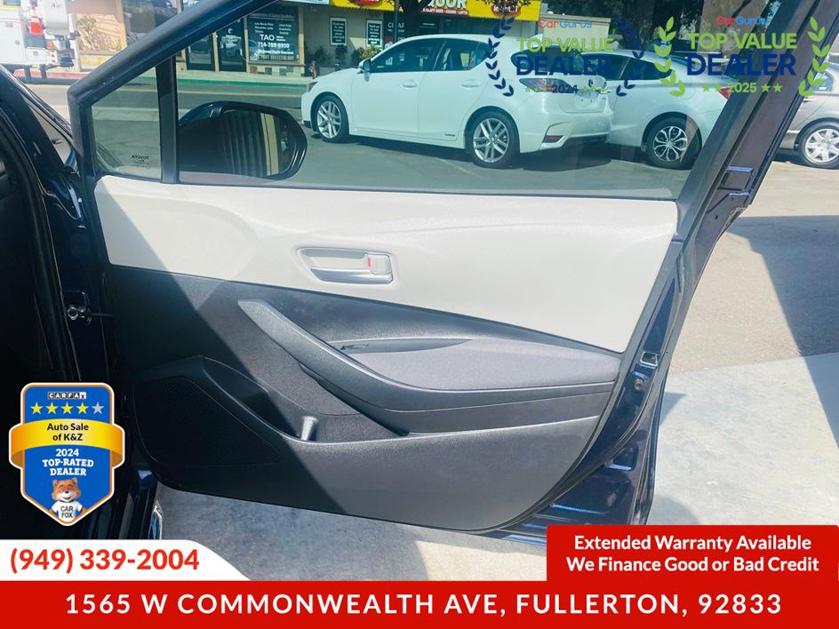 Used 2020 Toyota Corolla LE w/ Carpet Mat Package (TMS) FWD image 24