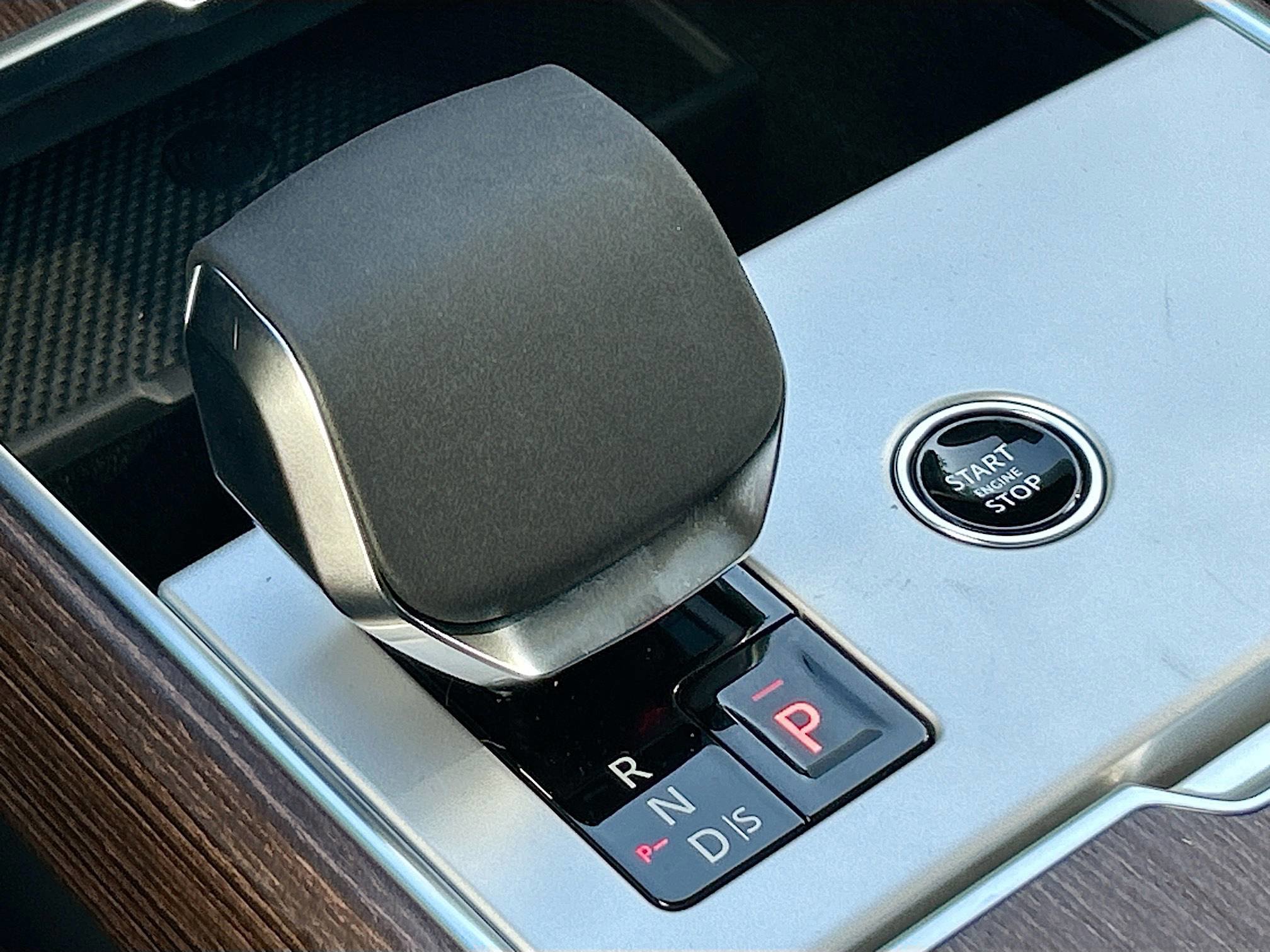 New 2025 Land Rover Range Rover SE image 26