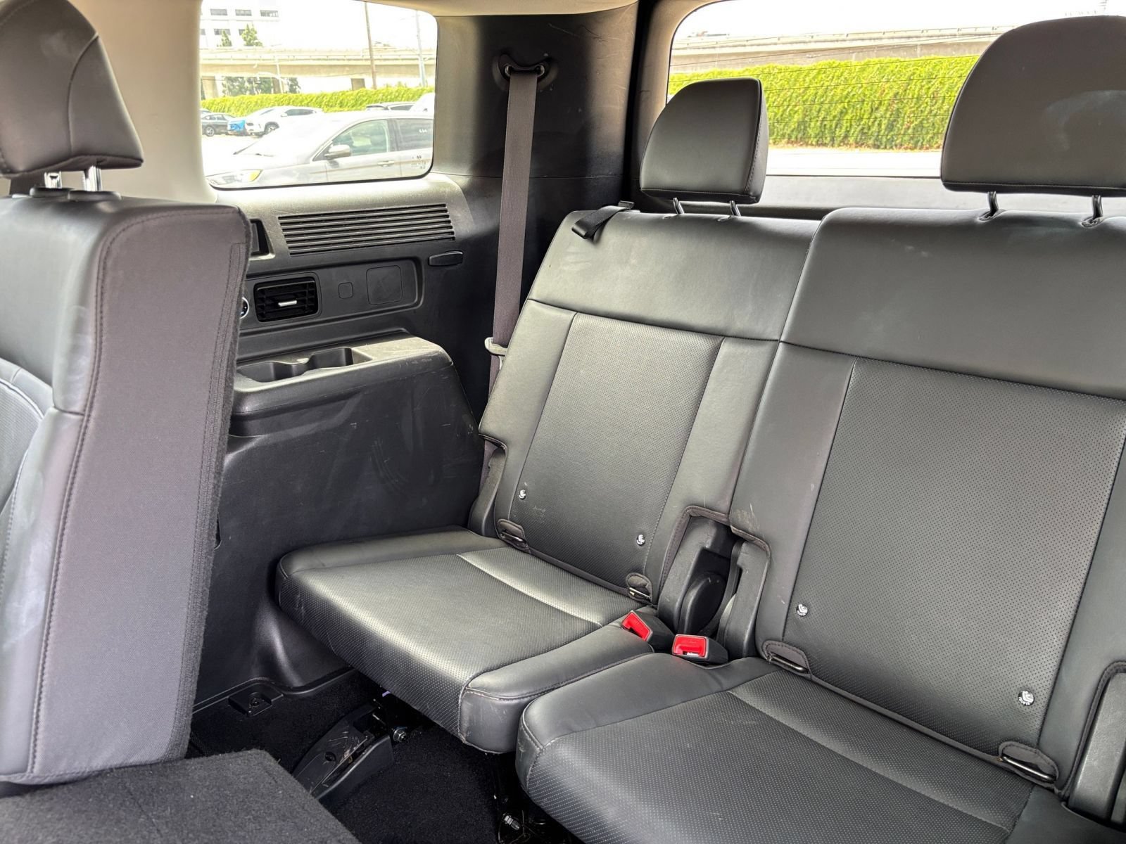 Used 2025 Hyundai Santa Fe SEL AWD/4WD image 30