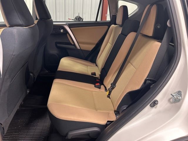 Used 2017 Toyota RAV4 XLE AWD/4WD image 16