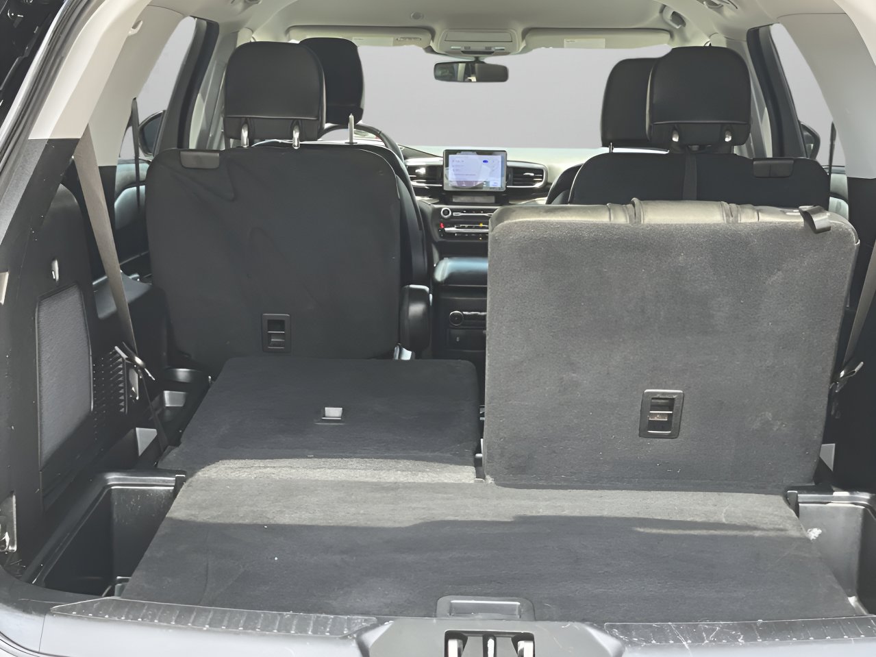 Used 2020 Ford Explorer Limited RWD image 8