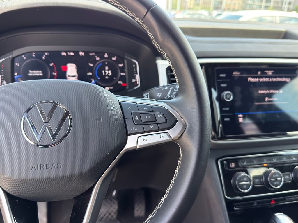 Used 2023 Volkswagen Atlas Cross Sport SE w/ Black Wheel Package image 19
