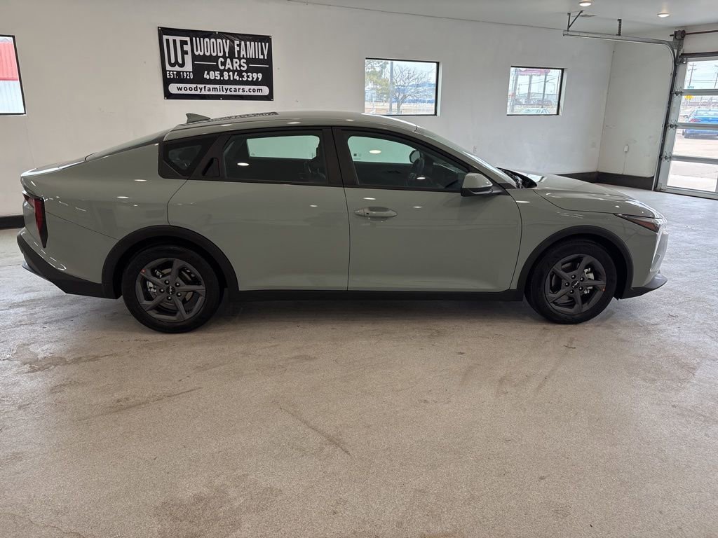 Used 2026 Kia K4 LXS image 26
