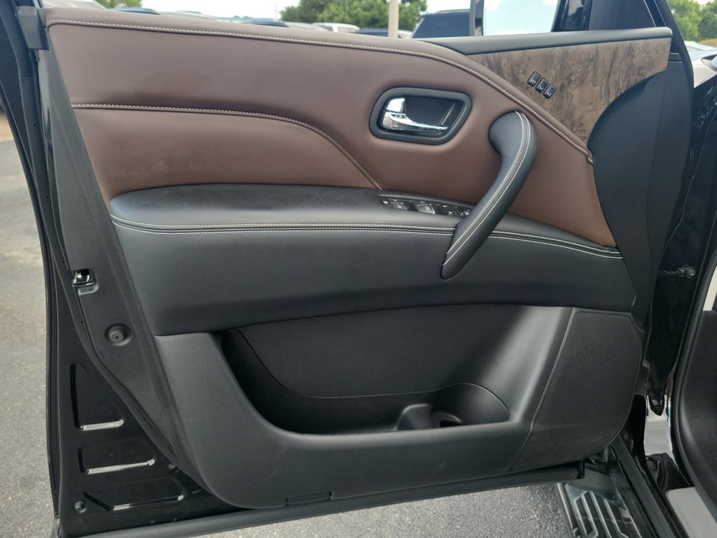 Used 2023 INFINITI QX80 Premium Select w/ Cargo Package RWD image 23