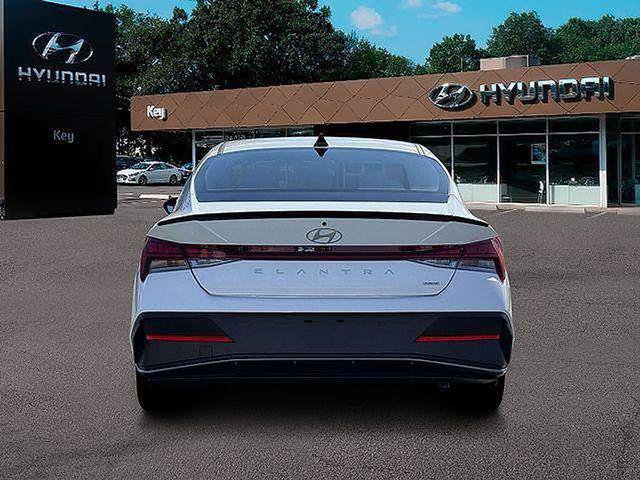 New 2026 Hyundai Elantra SEL FWD image 8