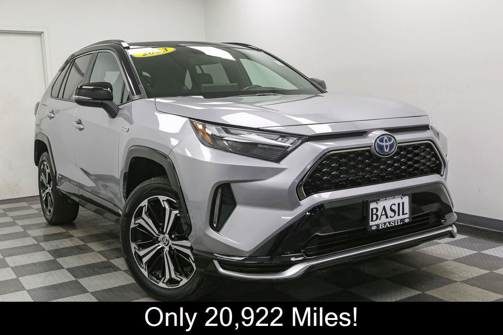 Used 2023 Toyota RAV4 XSE w/ Weather Package AWD/4WD image 2