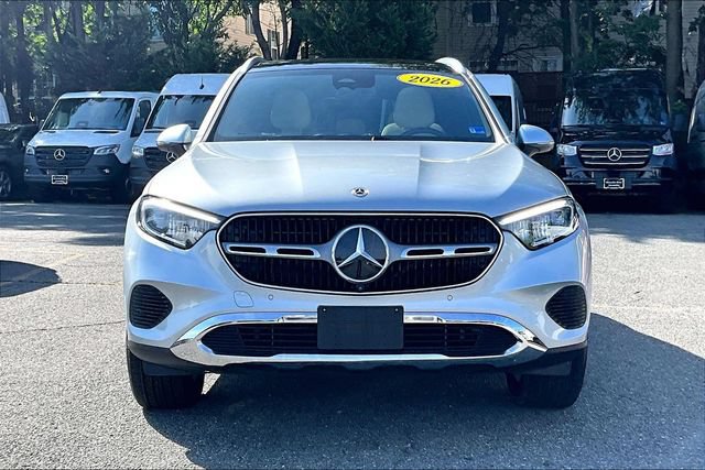 Used 2026 Mercedes-Benz GLC 300 4MATIC image 2