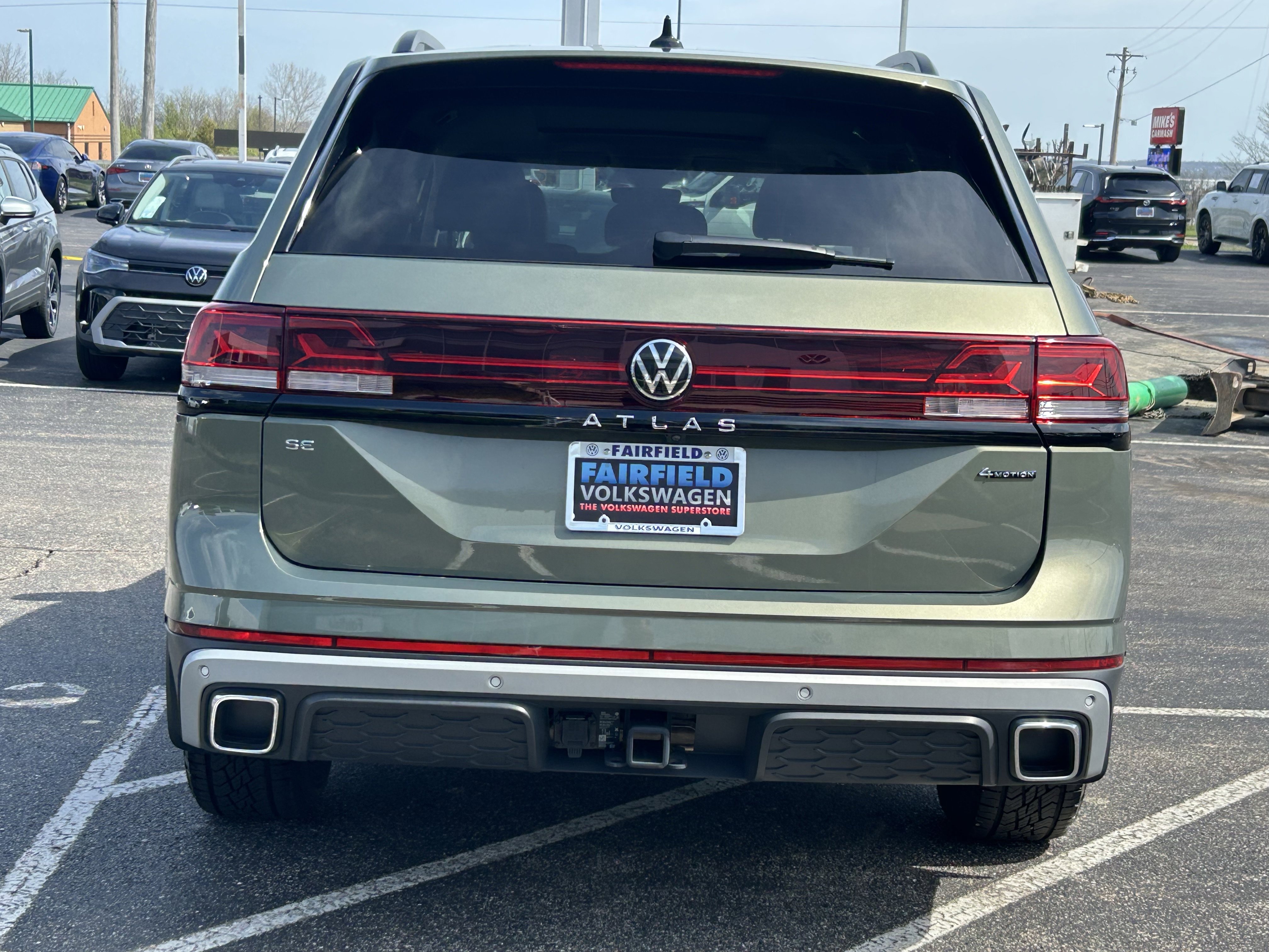 Certified 2025 Volkswagen Atlas Peak Edition SE AWD/4WD image 6