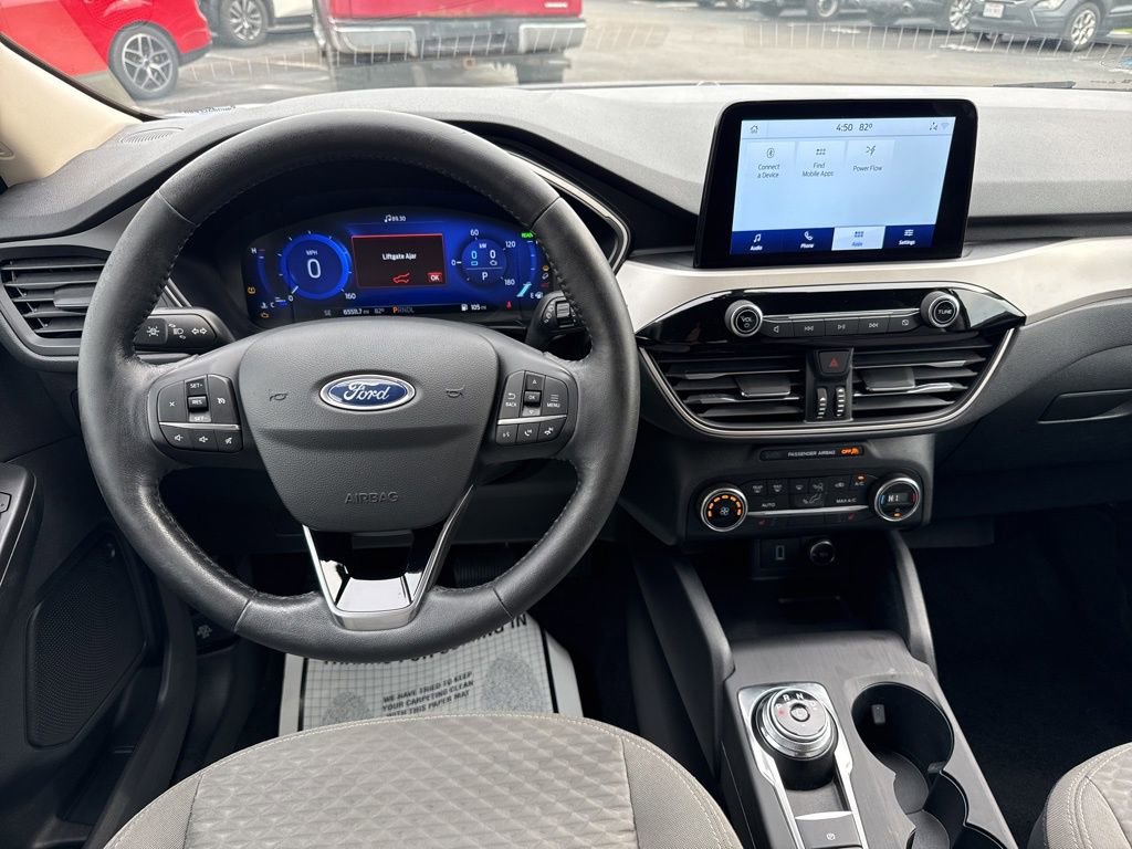 Used 2020 Ford Escape SE Sport image 7