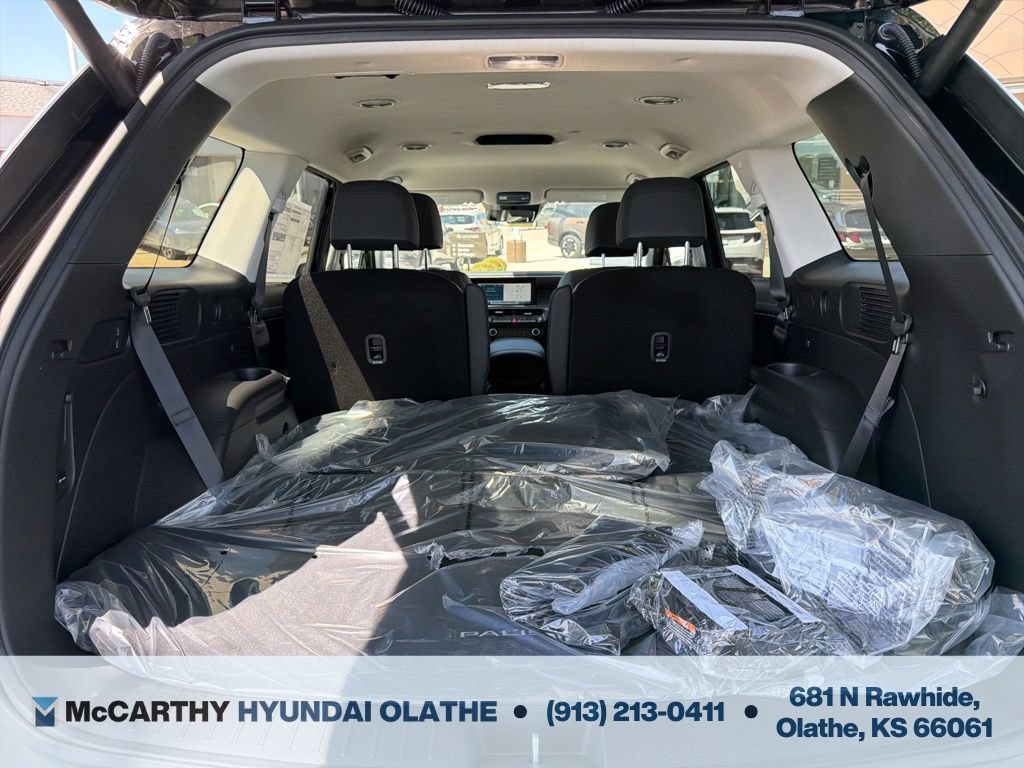 Used 2026 Hyundai Palisade SEL FWD image 19