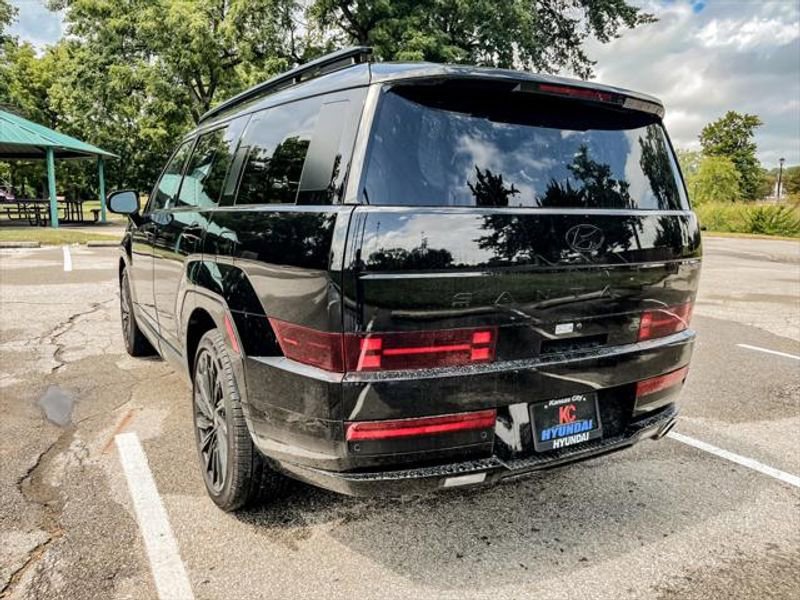 Used 2025 Hyundai Santa Fe Calligraphy image 5