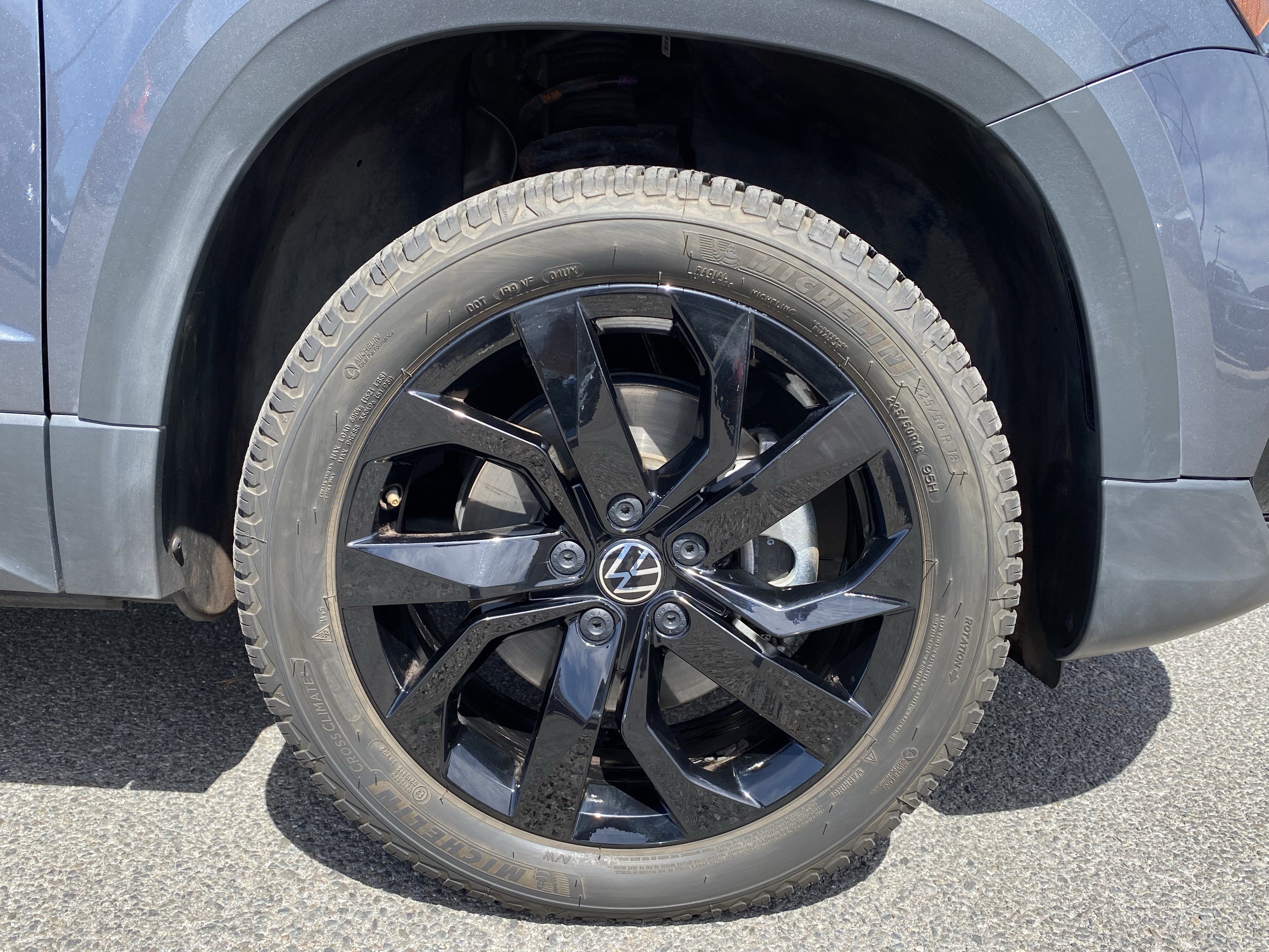 Certified 2022 Volkswagen Taos SE image 10