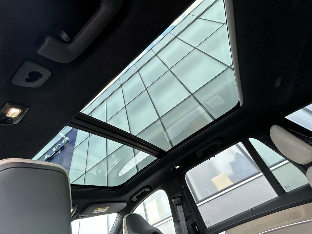 New 2026 Volvo XC90 B6 Ultra w/ Lounge Package image 24