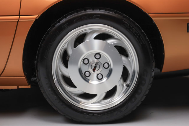 Used 1994 Chevrolet Corvette Convertible RWD image 65