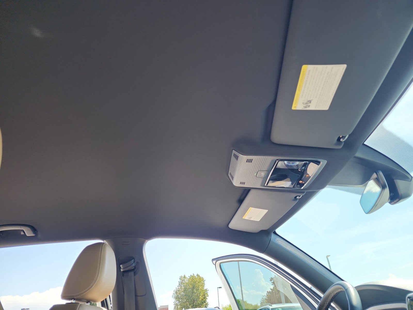 Certified 2024 Volkswagen Atlas Cross Sport SE image 33