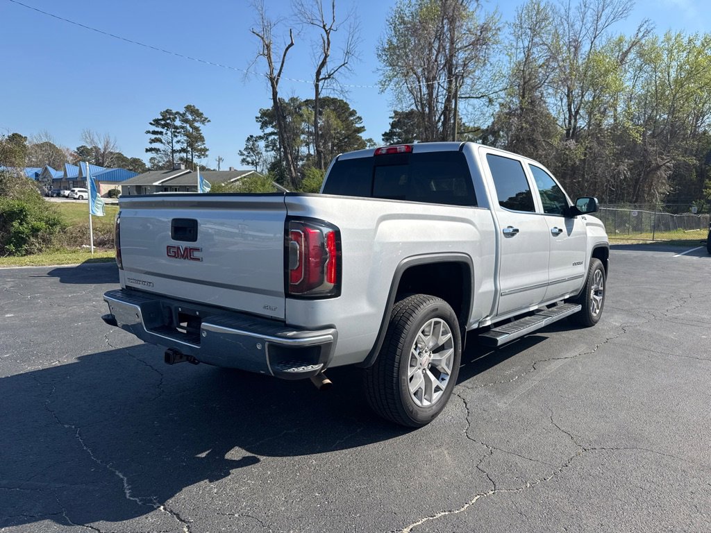 Used 2018 GMC Sierra 1500 SLT AWD/4WD image 5