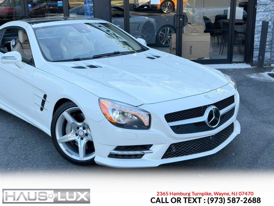 Used 2013 Mercedes-Benz SL 550 w/ Premium Pkg image 3