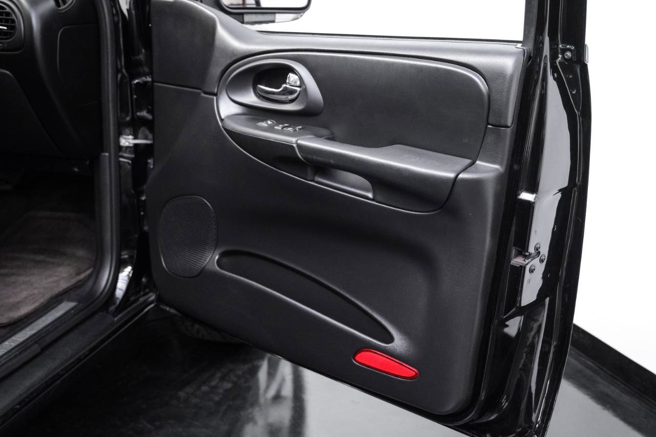 Used 2006 Chevrolet TrailBlazer LT w/ SS Package image 42