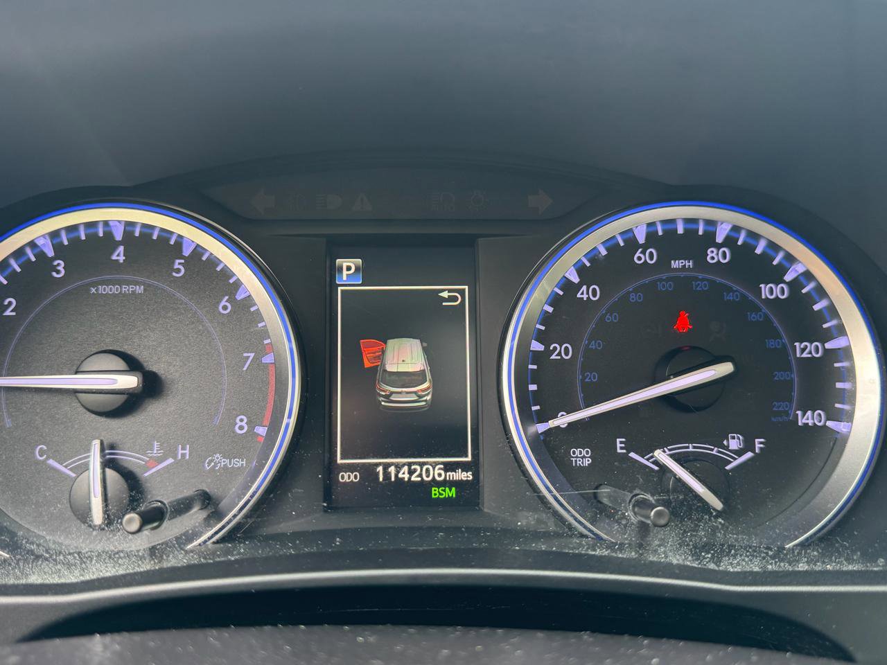 Used 2018 Toyota Highlander XLE image 19